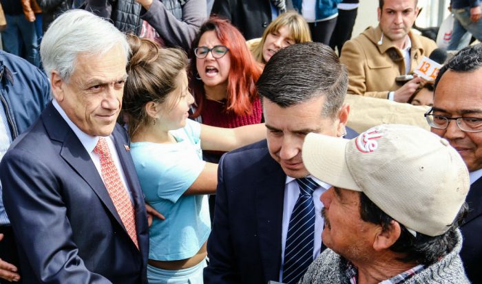 Agosto negro para Piñera según Adimark: Rechazo ya empata a la aprobación Agosto negro para Piñera según Adimark: Rechazo ya empata a la aprobación
