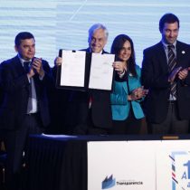 Ley de Transparencia 2.0 de Piñera incluirá levantar la reserva de casi 200 “leyes secretas”