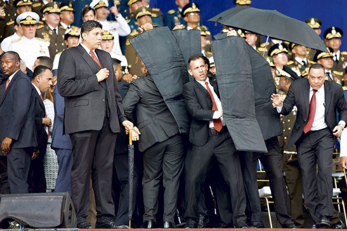 Denuncian tratos crueles a diputado venezolano acusado de atentado a Maduro Denuncian tratos crueles a diputado venezolano acusado de atentado a Maduro