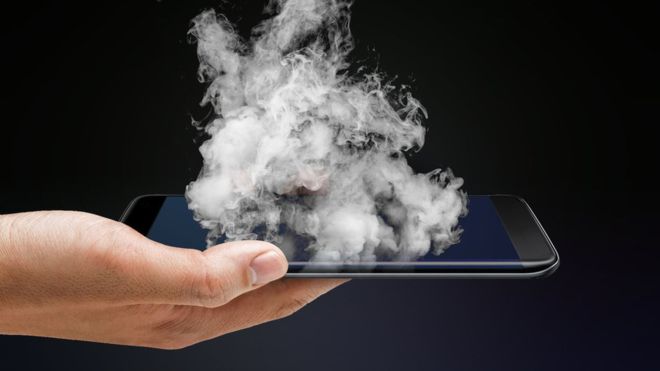 5 motivos por los que tu smartphone se puede calentar (y cómo solucionarlo) 5 motivos por los que tu smartphone se puede calentar (y cómo solucionarlo)