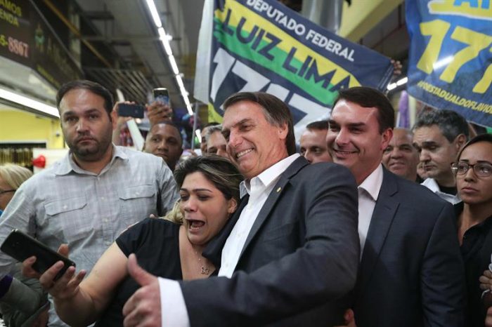 Bolsonaro, Crivella, Silva: cada vez más poder para los evangélicos de Brasil