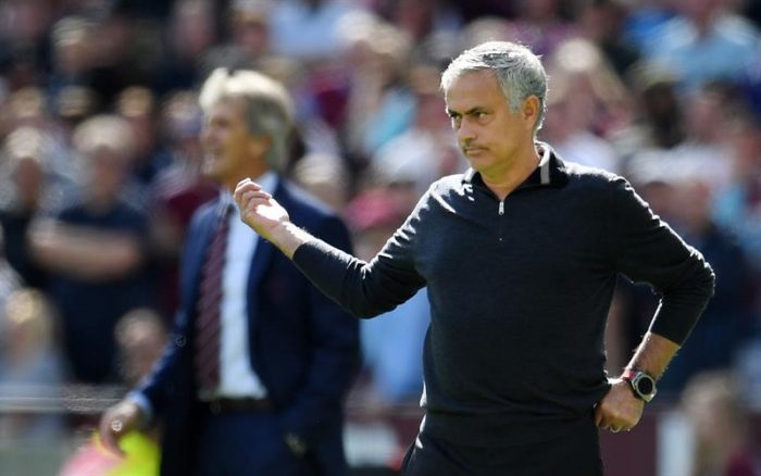 Pellegrini le pone un clavo más al ataúd de Mourinho: West Ham supera a un irreconocible Manchester United Pellegrini le pone un clavo más al ataúd de Mourinho: West Ham supera a un irreconocible Manchester United