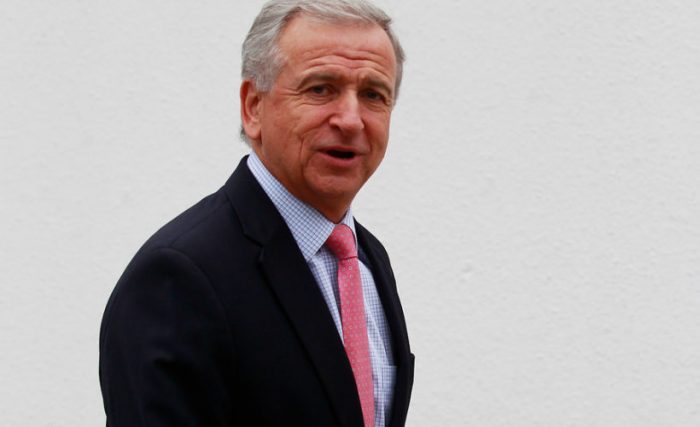 Larraín sigue con lo mismo y repite el discurso de memoria: “Tuvimos un frenazo de crecimiento mayúsculo y fue responsabilidad, en parte, de la reforma tributaria anterior” Larraín sigue con lo mismo y repite el discurso de memoria: