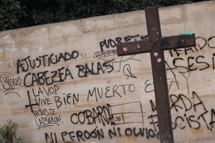 UDI presentó querella por destrozos a tumba de Jaime Guzmán