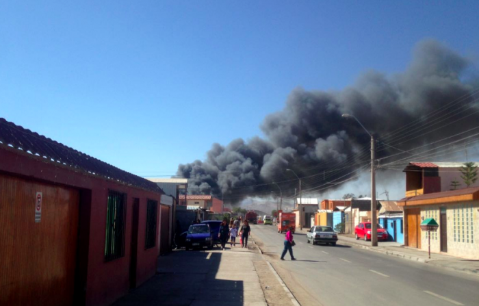 Bolivia asistirá a sus ciudadanos afectados por el incendio en Calama Bolivia asistirá a sus ciudadanos afectados por el incendio en Calama