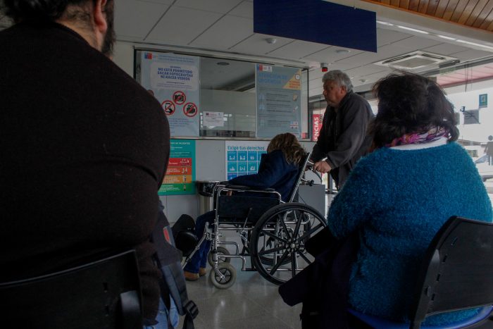 La actual crisis social y los desafíos del sector salud La actual crisis social y los desafíos del sector salud