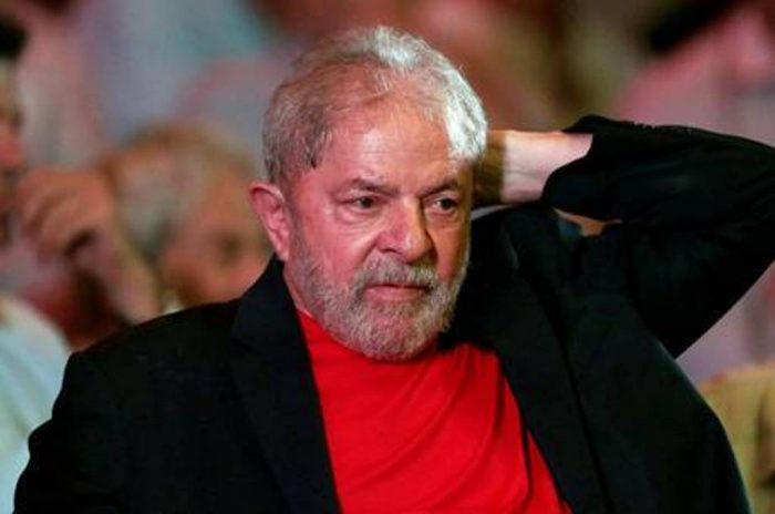 Líderes latinoamericanos se cuadran en RRSS con Lula: del #LulaPresidente a #FuerzaLula Líderes latinoamericanos se cuadran en RRSS con Lula: del #LulaPresidente a #FuerzaLula