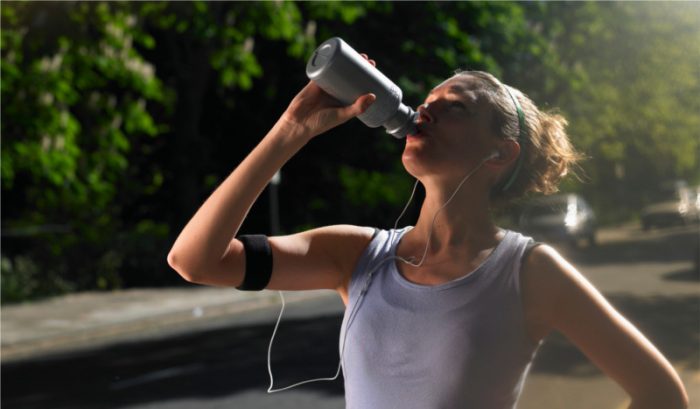 Nuevas tendencias de hidratación deportiva incluyen beber cerveza Nuevas tendencias de hidratación deportiva incluyen beber cerveza