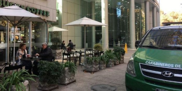 Un café en tu camino: la sorprendente iniciativa de Carabineros para recuperar la confianza Un café en tu camino: la sorprendente iniciativa de Carabineros para recuperar la confianza