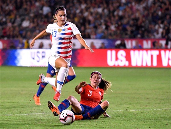 Golpe de realidad: la «Roja» femenina cae de forma categórica ante Estados Unidos Golpe de realidad: la