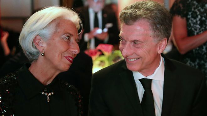 Argentina respira: consultoras ven caída en inflación tras plan FMI Argentina respira: consultoras ven caída en inflación tras plan FMI