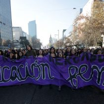 Mujeres llaman a profundizar la democracia después del “mayo feminista”