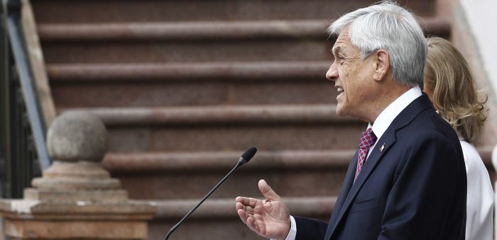 Piñera recibe duras críticas por su giro a la derecha y su contextualización del golpe militar Piñera recibe duras críticas por su giro a la derecha y su contextualización del golpe militar