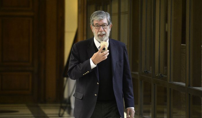 Marcelo Schilling se ganó el odio de la UDI por votar en la acusación constitucional Marcelo Schilling se ganó el odio de la UDI por votar en la acusación constitucional