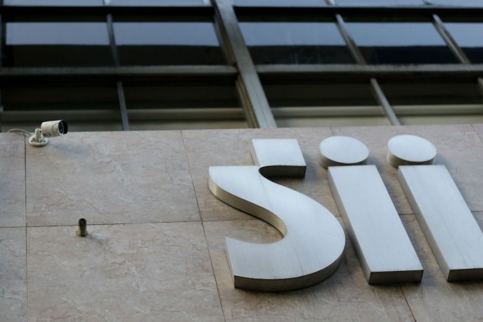 Hija de subdirector del SII rompe el silencio y lo denuncia públicamente por abuso sexual Hija de subdirector del SII rompe el silencio y lo denuncia públicamente por abuso sexual