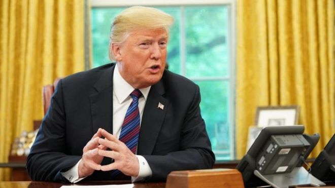 Ministro de Exteriores de España asegura que Donald Trump le sugirió construir un muro en el Sahara para frenar la inmigración Ministro de Exteriores de España asegura que Donald Trump le sugirió construir un muro en el Sahara para frenar la inmigración