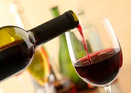 Una copa de vino al día solo es recomendable para algunos Una copa de vino al día solo es recomendable para algunos