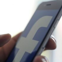 Cómo saber si fuiste víctima del último hackeo a Facebook (y qué está haciendo diferente esta vez la red social)