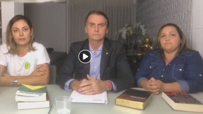 Jair Bolsonaro: los 4 libros que resaltó en su primer discurso como presidente electo de Brasil Jair Bolsonaro: los 4 libros que resaltó en su primer discurso como presidente electo de Brasil