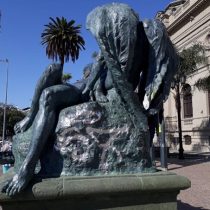La culpa no fue de la Fórmula E: Escultura renovada del Museo de Bellas Artes fue vandalizada a 24 horas de su reposición