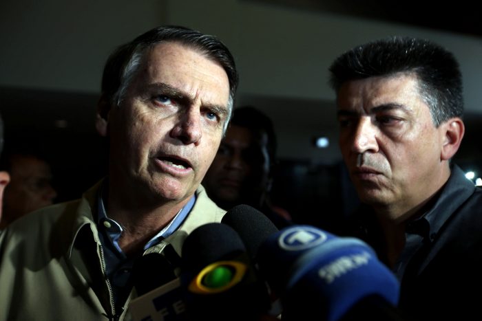 Un nuevo sondeo dice que Bolsonaro ganará elecciones en Brasil con el 57% Un nuevo sondeo dice que Bolsonaro ganará elecciones en Brasil con el 57%