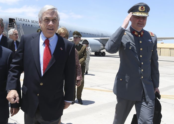 Comandante en jefe del Ejército por viajes irregulares: Los míos «están todos regulares» Comandante en jefe del Ejército por viajes irregulares: Los míos