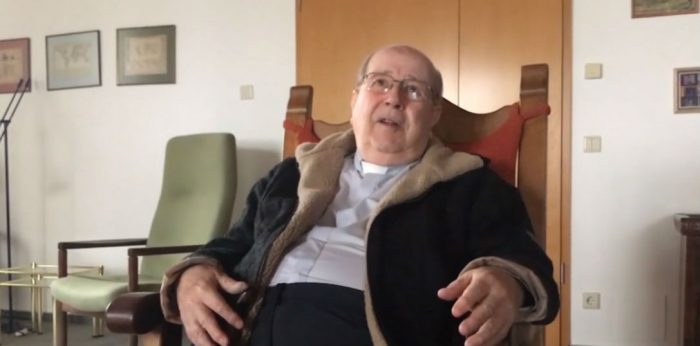 Víctimas de abusos sexuales de la Iglesia en picada contra cura Cox: “No está demente ni al borde de la muerte” Víctimas de abusos sexuales de la Iglesia en picada contra cura Cox: “No está demente ni al borde de la muerte”