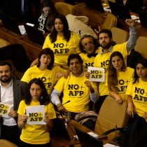 Parlamentarios del Frente Amplio emplazan a la oposición a mantenerse “consecuente” ante la reforma previsional de Piñera
