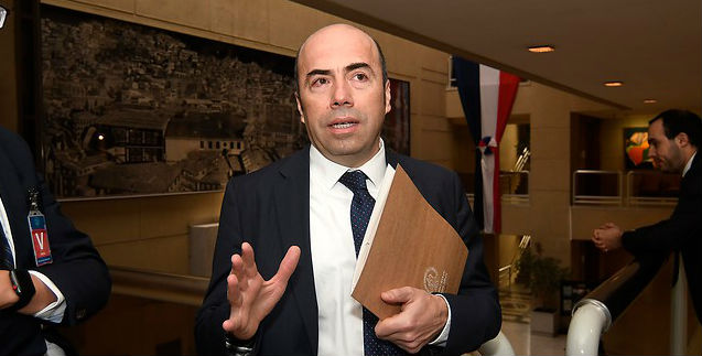 Los argumentos con que Bermúdez se jugará en la Suprema el gallito de autoridad con Dorothy Pérez Los argumentos con que Bermúdez se jugará en la Suprema el gallito de autoridad con Dorothy Pérez