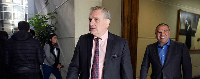Girardi acusa: Hamuy se fue de Conicyt porque el Gobierno recortó el presupuesto para ciencia Girardi acusa: Hamuy se fue de Conicyt porque el Gobierno recortó el presupuesto para ciencia