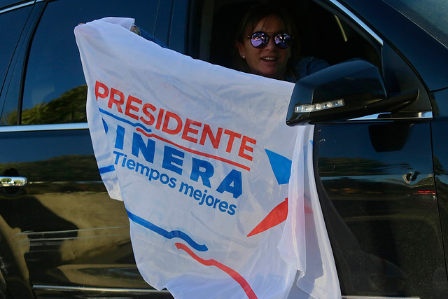 ¿Qué tan satisfechos estamos con la democracia en América Latina? ¿Qué tan satisfechos estamos con la democracia en América Latina?