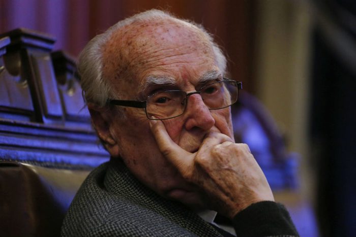 Adiós a un histórico en un día emblemático: a los 103 años fallece Víctor Pey, dueño de El Clarín