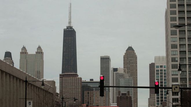 Seis personas sobreviven a una caída de 84 pisos en un ascensor en Chicago Seis personas sobreviven a una caída de 84 pisos en un ascensor en Chicago
