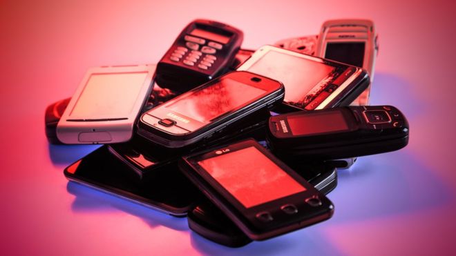 ¿Cuánto tiempo podría durar un celular si no existiera la obsolescencia programada?