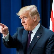 Todo por un tuit: Donald Trump anuncia acuerdo en guerra comercial y acciones se disparan