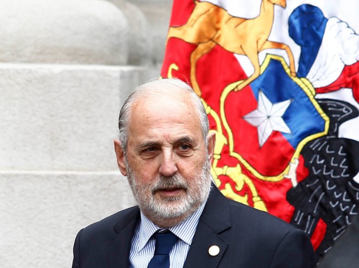 Fiscal Nacional reconoce que aún no se determina si Catrillanca murió de un disparo directo o una bala de rebote Fiscal Nacional reconoce que aún no se determina si Catrillanca murió de un disparo directo o una bala de rebote