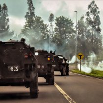 Roban y queman vehículo de equipo de TVN en La Araucanía