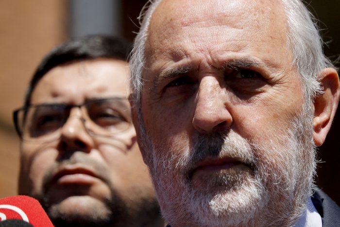 Abbott se reúne con fiscales que investigan muerte de Catrillanca y lanza dura crítica a Carabineros Abbott se reúne con fiscales que investigan muerte de Catrillanca y lanza dura crítica a Carabineros