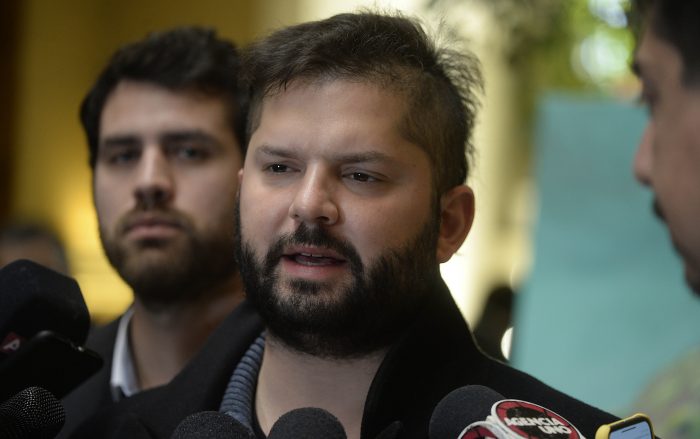 Comisión de Ética de la Cámara declara admisible recurso contra Boric y Orsini por reunión con Palma Salamanca Comisión de Ética de la Cámara declara admisible recurso contra Boric y Orsini por reunión con Palma Salamanca