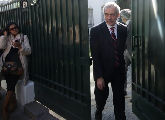 Fiscal Raúl Guzmán definió equipo para investigar tráficos de armas en el Ejército Fiscal Raúl Guzmán definió equipo para investigar tráficos de armas en el Ejército