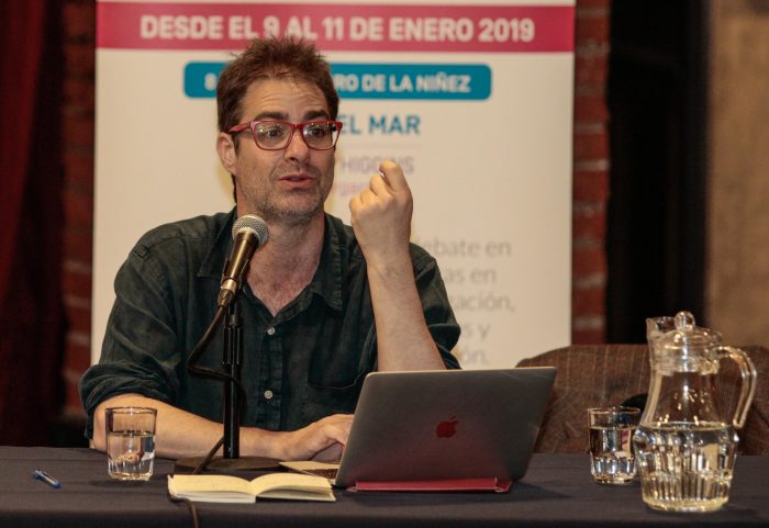 Estudio revela que 39% de las mujeres chilenas admite haber sido víctima de abusos antes de los 18 años Estudio revela que 39% de las mujeres chilenas admite haber sido víctima de abusos antes de los 18 años