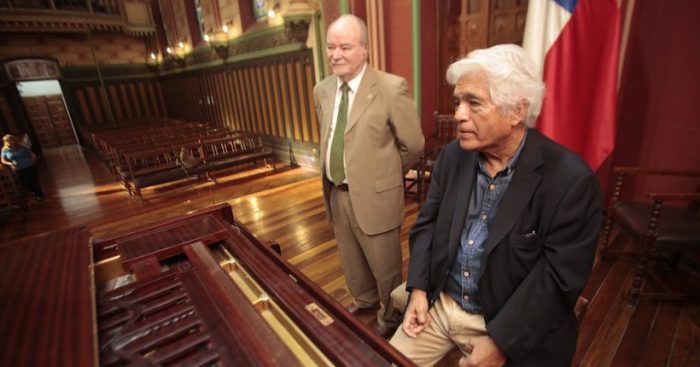 Pianista Roberto Bravo será investido como Dr. Honoris Causa por la UTEM Pianista Roberto Bravo será investido como Dr. Honoris Causa por la UTEM