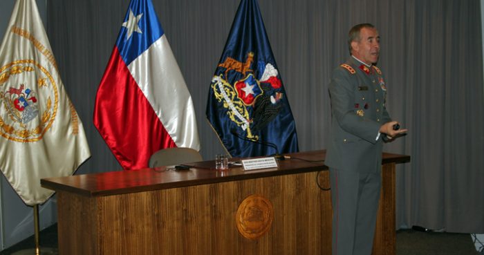 Fraude al fisco en el Ejército: ministra Rutherford ordena prisión preventiva del general (r) Werther Araya por 9 delitos Fraude al fisco en el Ejército: ministra Rutherford ordena prisión preventiva del general (r) Werther Araya por 9 delitos