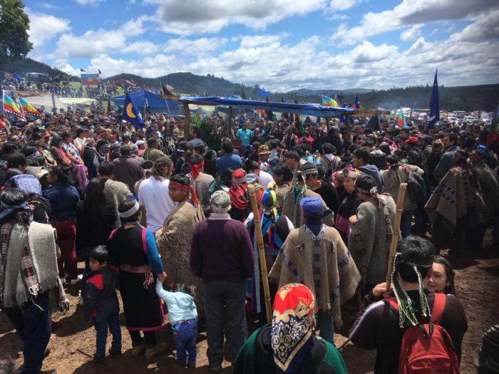 Masiva despedida mapuche a Camilo Catrillanca en la comunidad de Temucuicui Masiva despedida mapuche a Camilo Catrillanca en la comunidad de Temucuicui