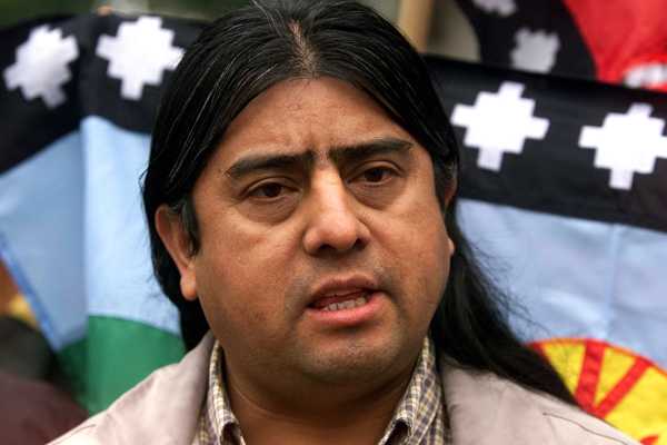 Aucán Huilcamán pide que Chadwick e intendente Mayol «den un paso al costado» Aucán Huilcamán pide que Chadwick e intendente Mayol
