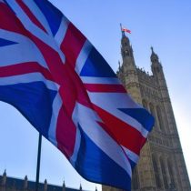 El “brexit” cobra una nueva víctima en la economía británica