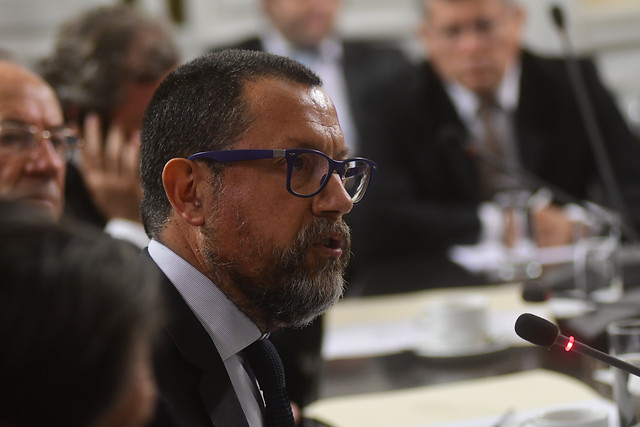 Sectores de Chile Vamos critican pasividad de La Moneda ante crisis de TVN y renuncia de Francisco Orrego Sectores de Chile Vamos critican pasividad de La Moneda ante crisis de TVN y renuncia de Francisco Orrego