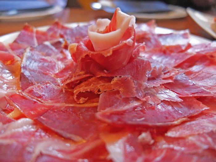 Consorcio español busca “llenar” Chile de jamón serrano ante el aumento de la demanda Consorcio español busca