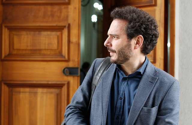 “Liberales a costa ajena”: Evópoli se defiende de la dura crítica de Carlos Peña “Liberales a costa ajena”: Evópoli se defiende de la dura crítica de Carlos Peña
