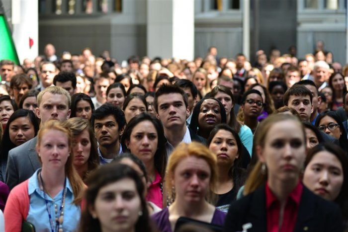 La Fed dice que millennials son como sus padres, pero más pobres La Fed dice que millennials son como sus padres, pero más pobres